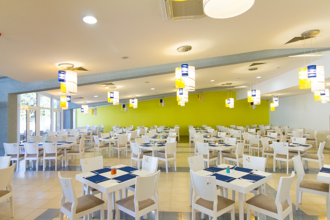 MADARA_HOTEL_NISIPURILE_DE_AUR_BULGARIA_AIR_TOUR_TRAVEL